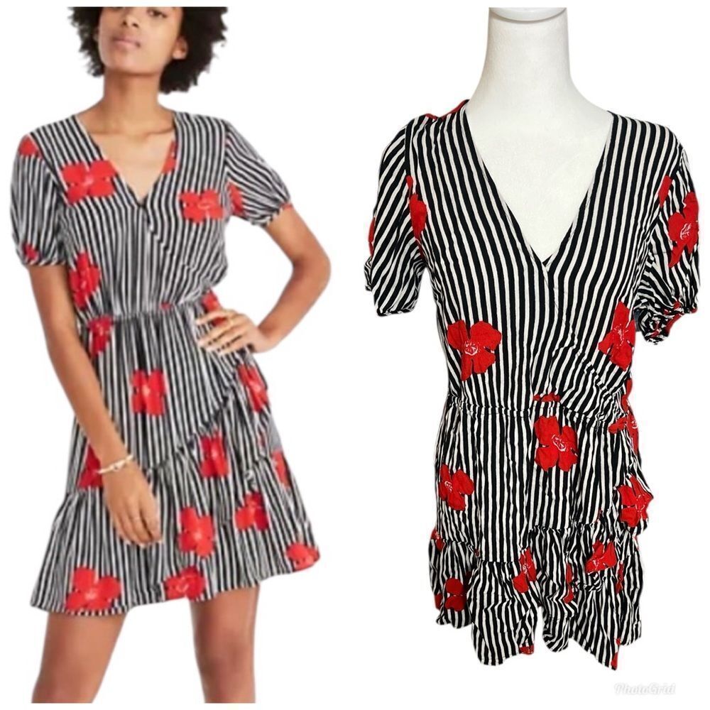 Madewell Ruffle-Wrap Dress in Candied
Orchids Medium 10